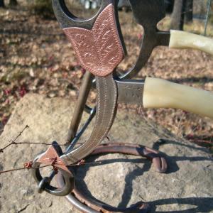 ARROW HACKAMORE